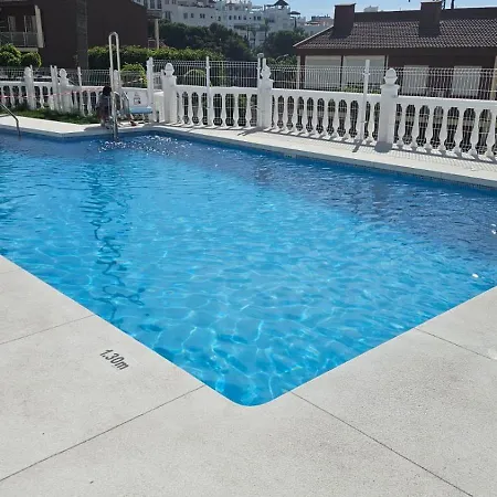 Fran Coastal Elegance Stylish With Sea Views And Seasonal Pool, Large Terrace By Namaste Elite Torremolinos