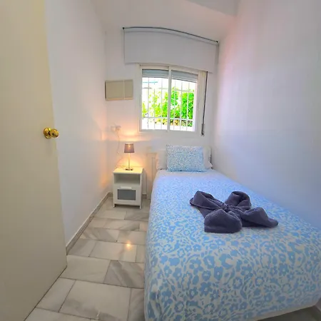 Fran Coastal Elegance Stylish With Sea Views, Large Terrace *