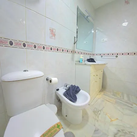 Fran Coastal Elegance Stylish With Sea Views And Seasonal Pool, Large Terrace By Namaste Elite * 托雷莫利诺斯