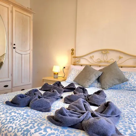 Fran Coastal Elegance Stylish With Sea Views, Large Terrace *