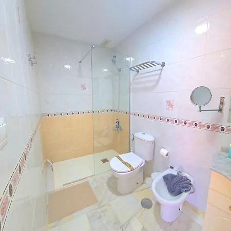 Fran Coastal Elegance Stylish With Sea Views And Seasonal Pool, Large Terrace By Namaste Elite * Torremolinos